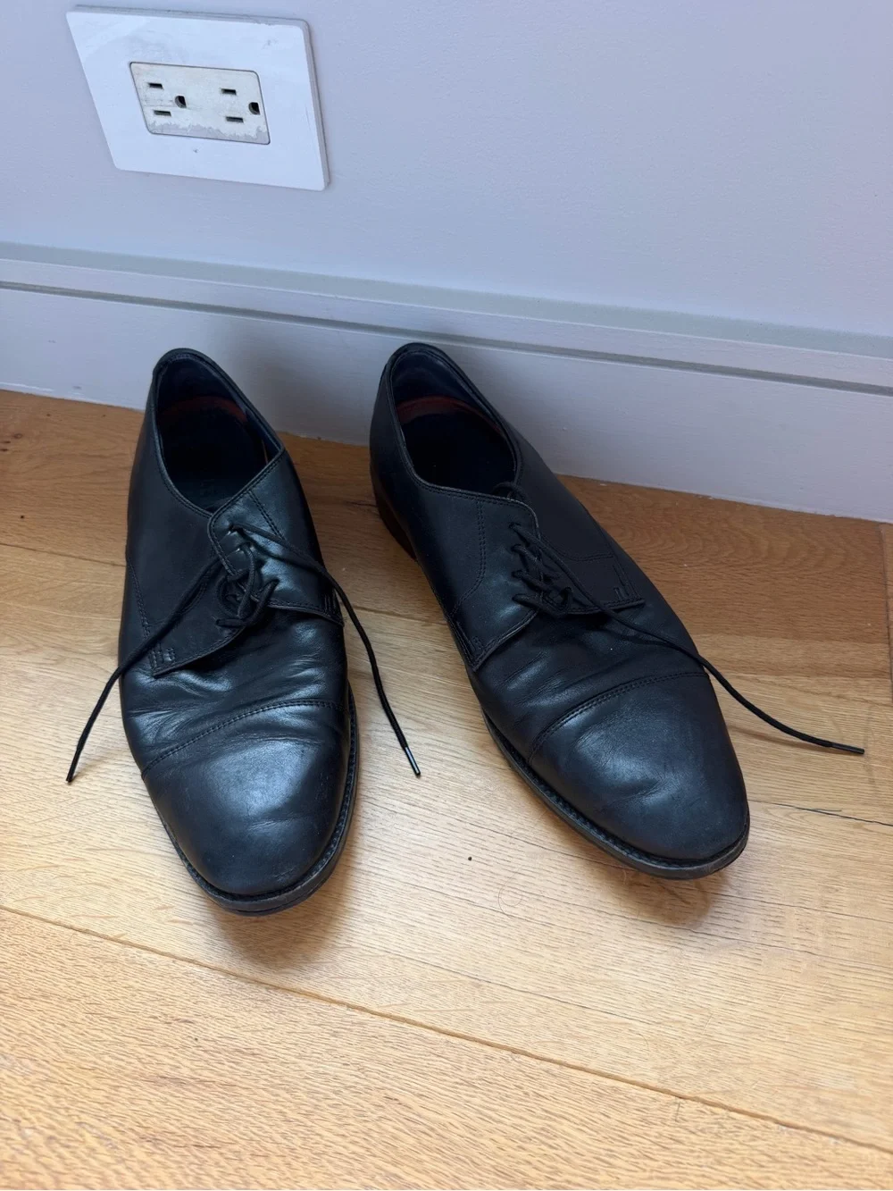 Cole Haan Black Leather Derby Dress Shoes
